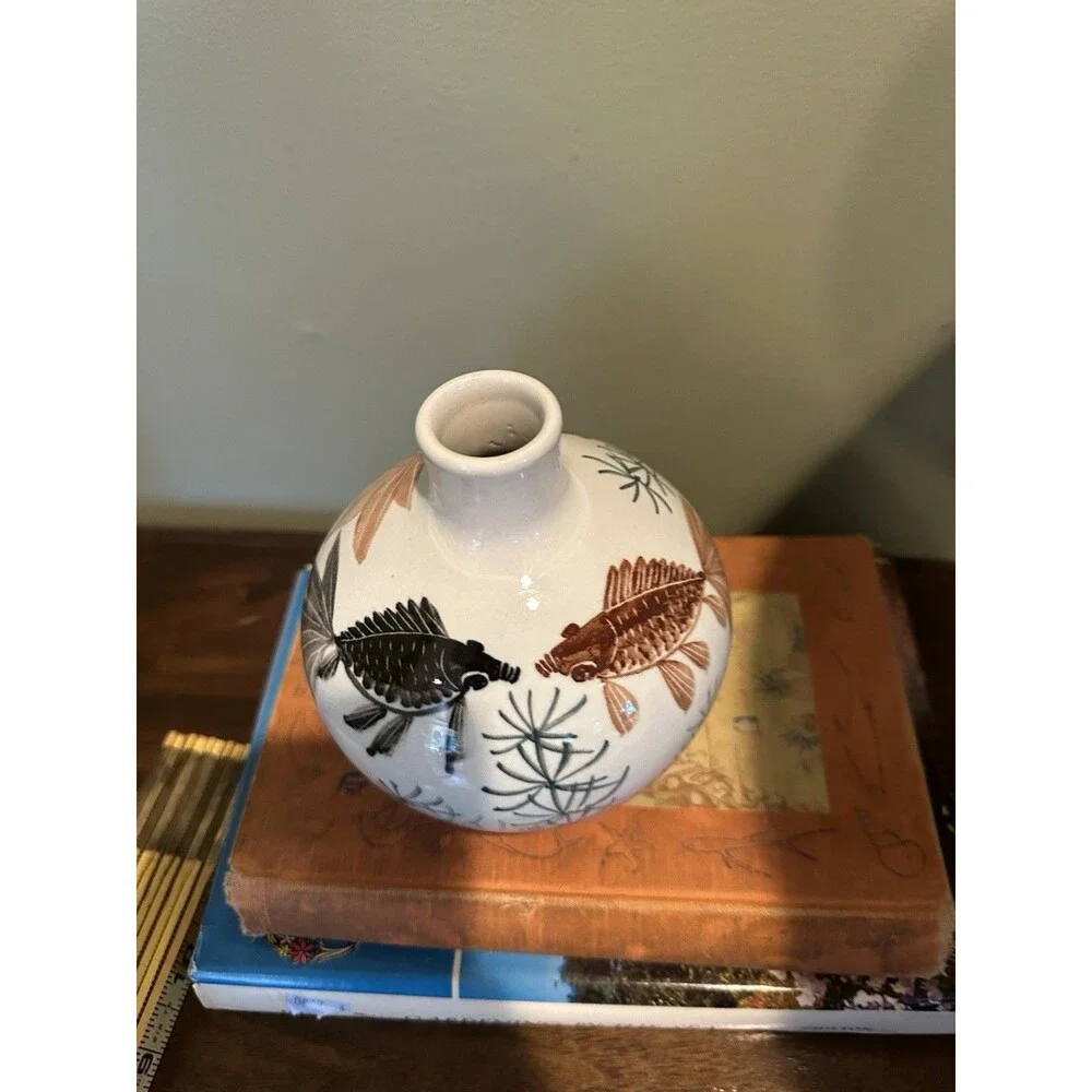 Vintage Chinese Porcelain Hand Painted Koi Fish Vase Jar 5.5